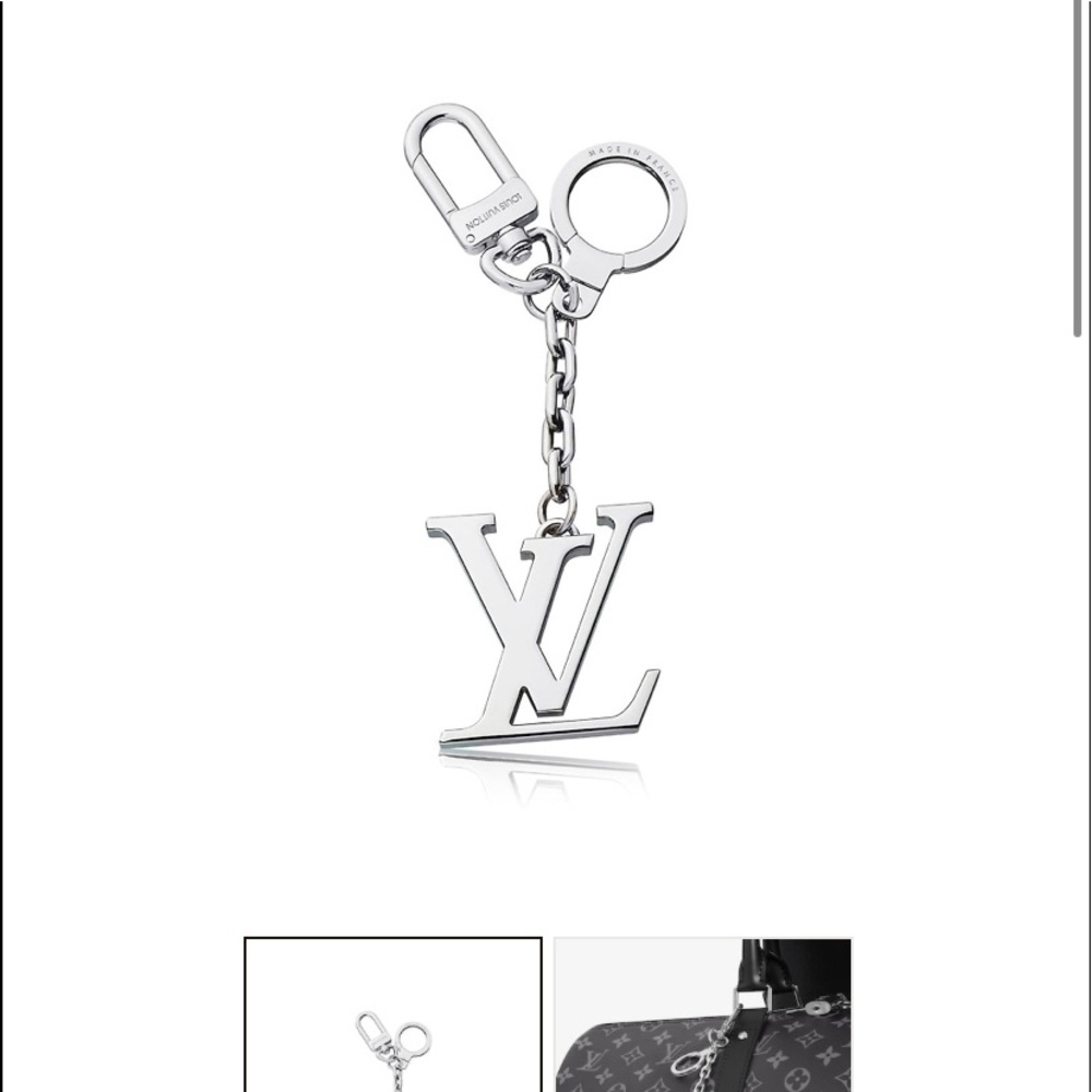 💯Authentic Louis Vuitton key charm in silver